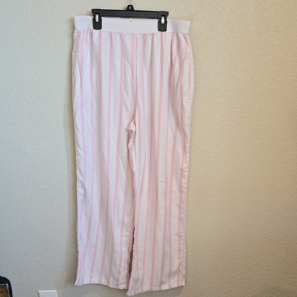 Happily Grey L Pink & White Striped Lounge/Pajama Pants